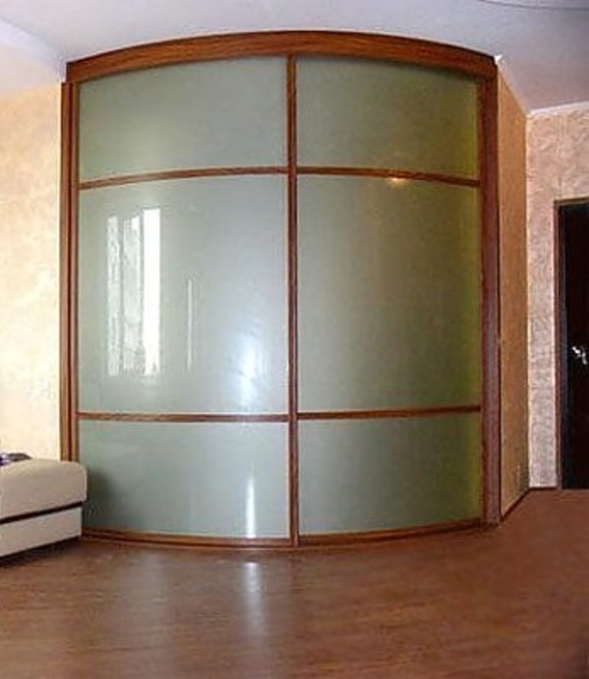Встроенный шкаф купе радиусный в классическом стиле Каменск-Уральский
